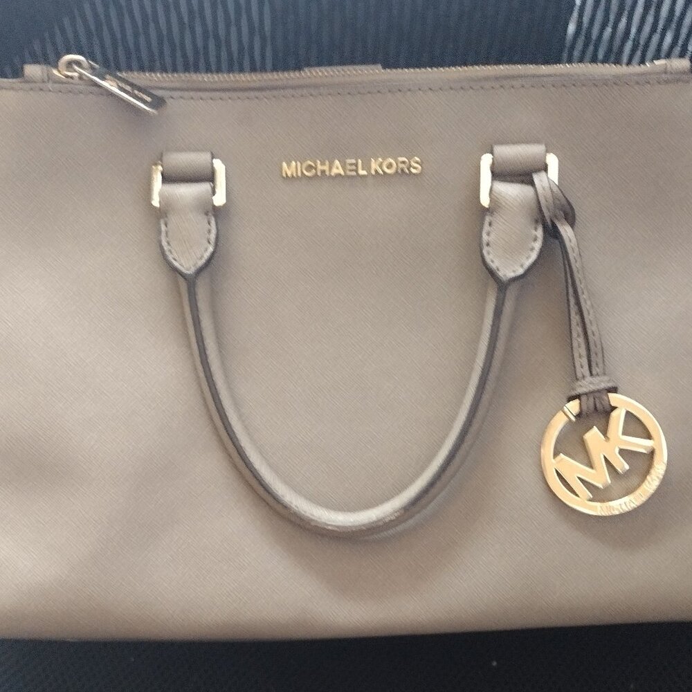Michael kors gently used purse